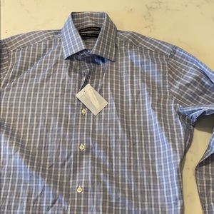 Saks fifth Avenue collared 👕